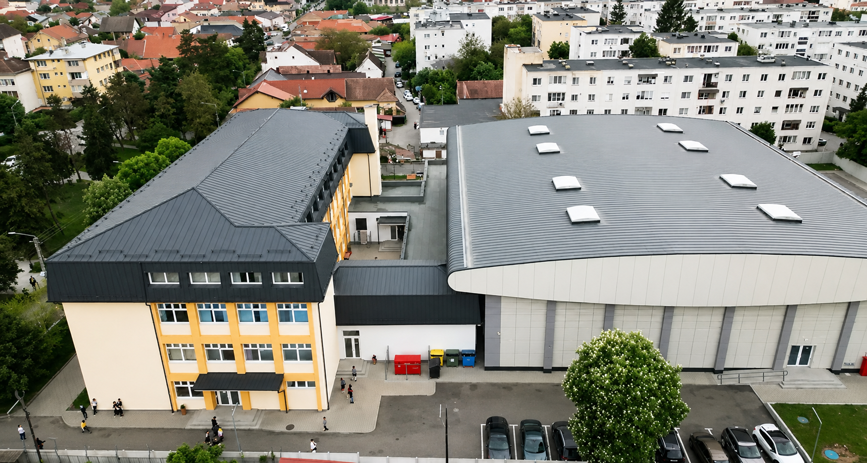Școala Gimnazială Nr. 1 Gherla modernizată